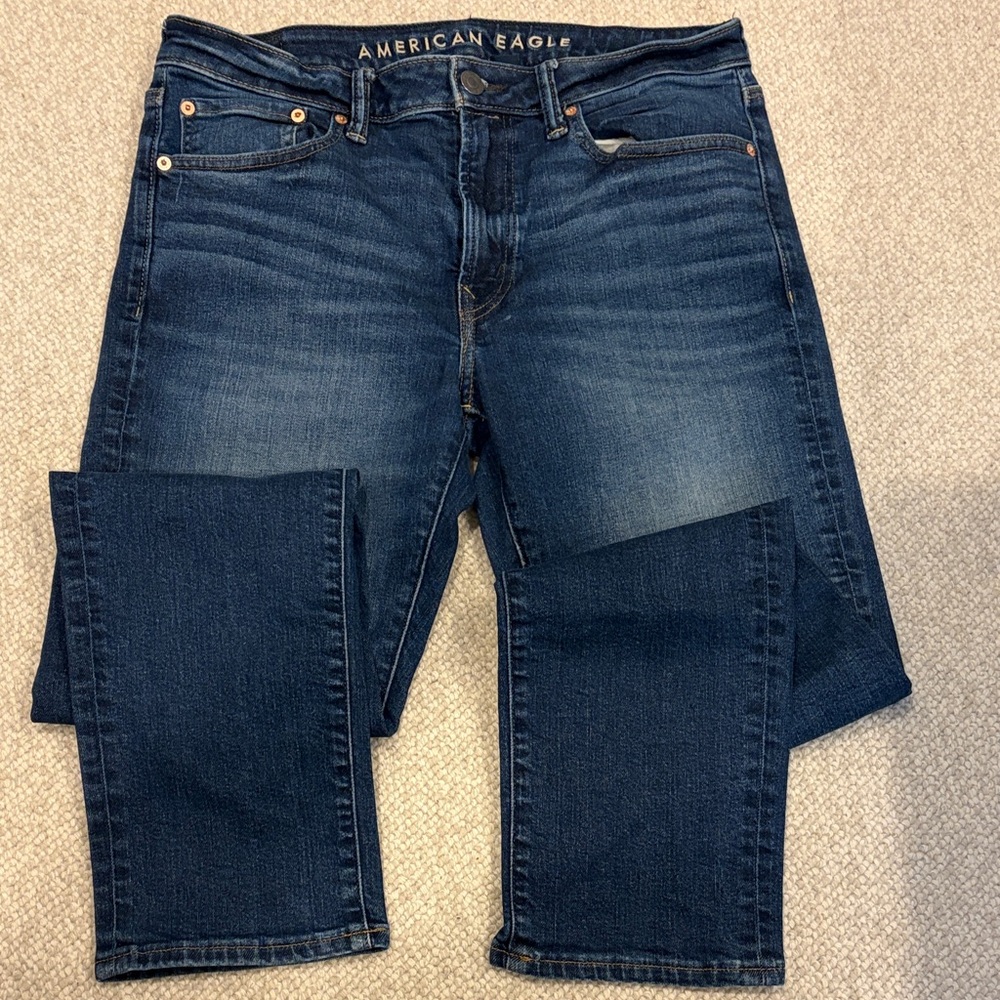 American Eagle Outfitters Men's Dark Blue Straight Jeans